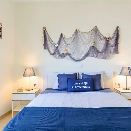 Apartamento Beach Caleta 1 تيغيسي